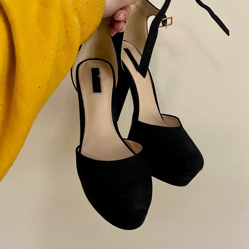 Black platform heels
